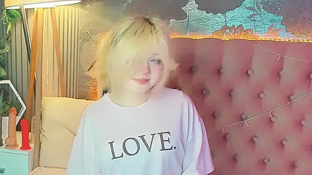 EmilyAngells online show from 20, 7, 2026