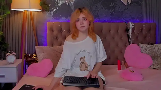 EmilyAngells online show from 18, 12, 2025