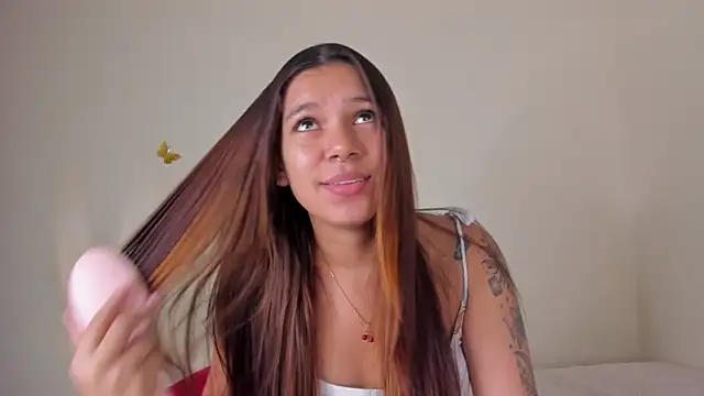 violett 24  online show from 8, 10, 2025