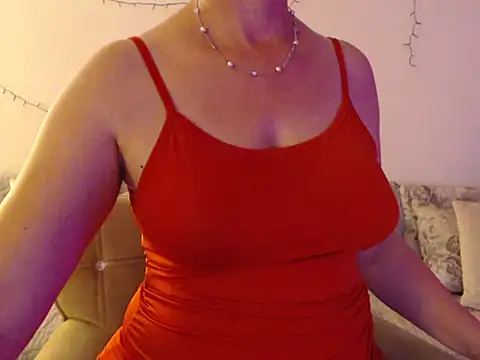 YourfantasyGiuly online show from 2, 6, 2026