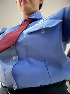 Megan-01- online show from 15, 11, 2025