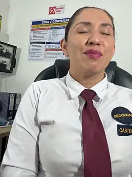 Megan-01- online show from 16, 5, 2026
