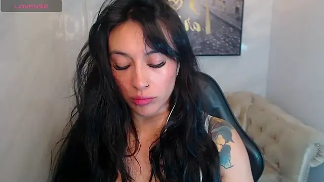 Isabella Collen v online show from 16, 6, 2026