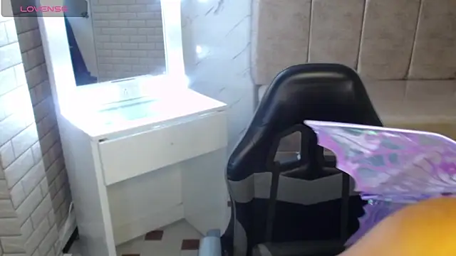 Isabella Collen v online show from 14, 1, 2026