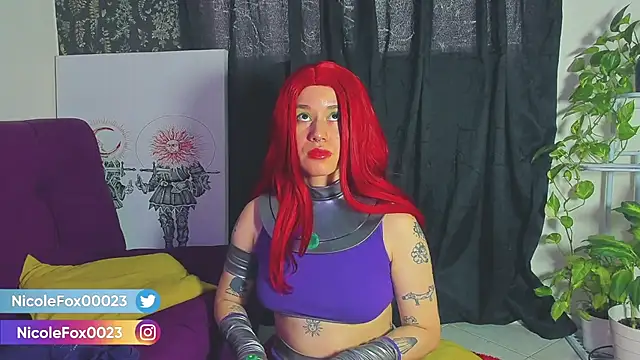 Snapshot of NicoleFox23_ chatting on 12, 3, 2025 NicoleFox23 online show from 12, 3, 2025