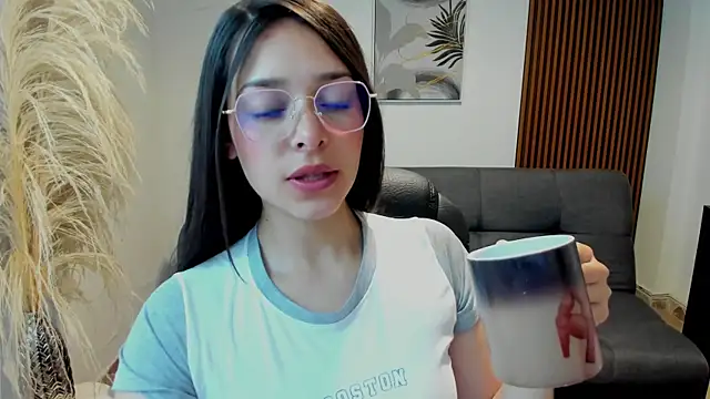 angeline davies online show from 23, 9, 2025