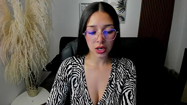 angeline davies online show from 3, 10, 2025