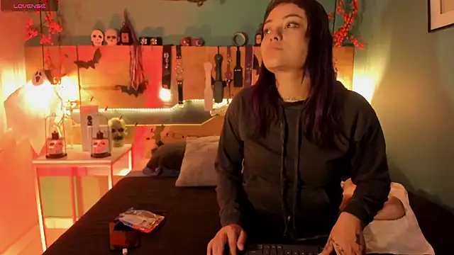 ChloeAllennn online show from 1, 11, 2025