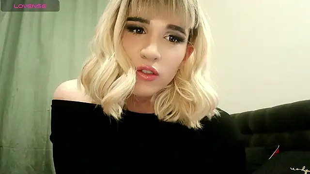 Snapshot of hellenspellman chatting on 15, 3, 2025 hellenspellman online show from 15, 3, 2025