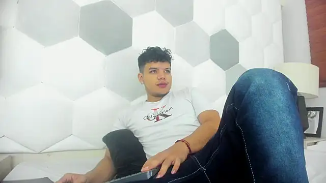 Axel Forte online show from 21, 4, 2026