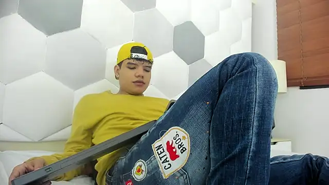 Axel Forte online show from 16, 12, 2025