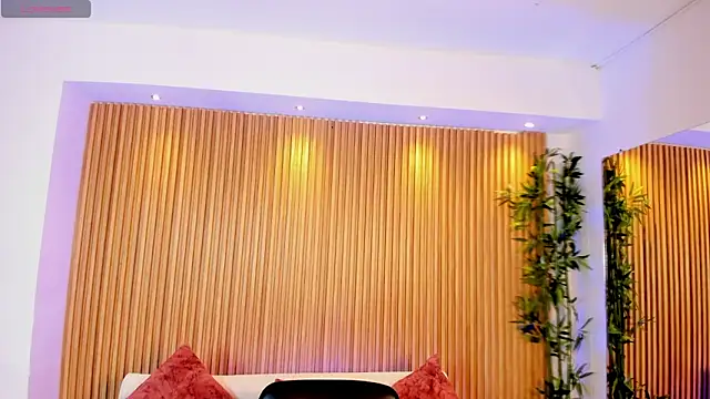 Ivaannaa  online show from 11, 2, 2026