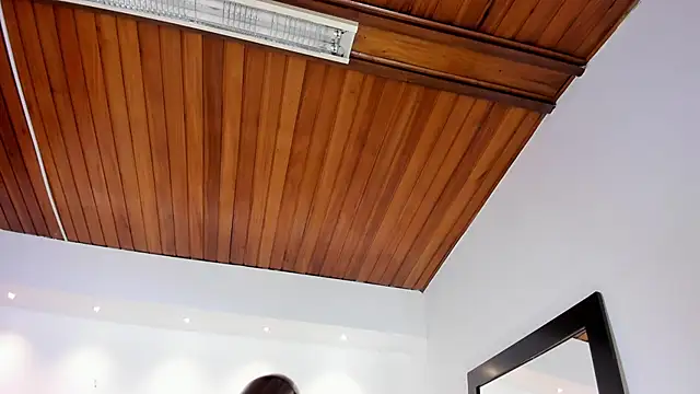 Ivaannaa  online show from 22, 2, 2026