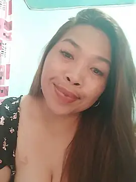 Snapshot of Sweet_fatty18 chatting on 17, 5, 2026 Sweet fatty18 online show from 17, 5, 2026