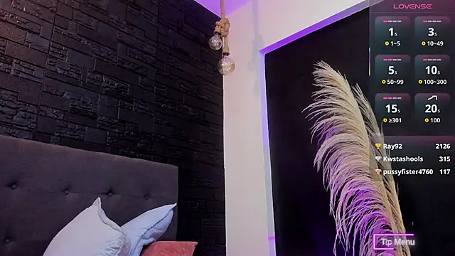 Snapshot of Maite_Smith_ chatting on 11, 11, 2025 Maite Smith online show from 11, 11, 2025