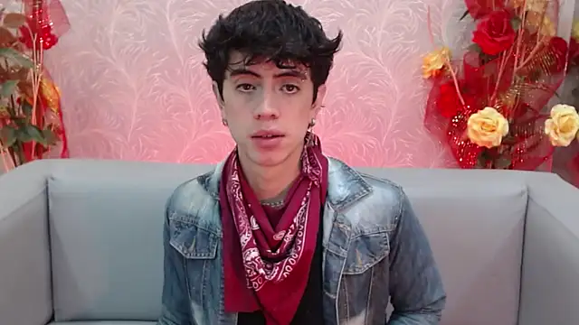 Snapshot of star_boyxx chatting on 12, 9, 2025 star boyxx online show from 12, 9, 2025