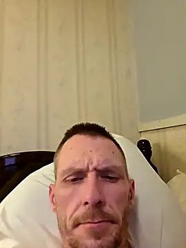 Snapshot of lambomusik chatting on 29, 4, 2026 lambomusik online show from 29, 4, 2026