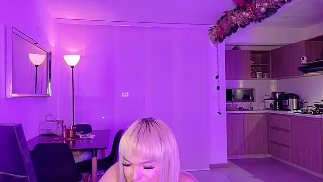 ScarletThompsonx online show from 14, 2, 2026