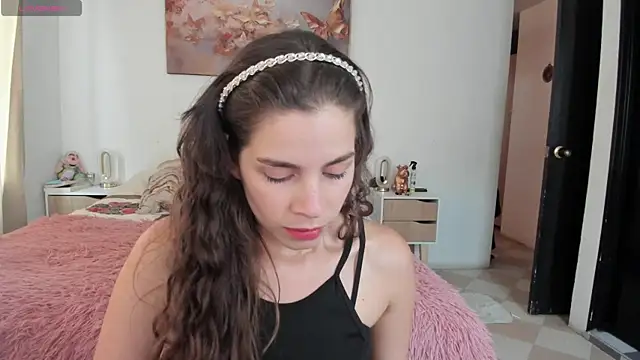 Snapshot of jessyegoldenn chatting on 13, 3, 2025 jessyegoldenn online show from 13, 3, 2025