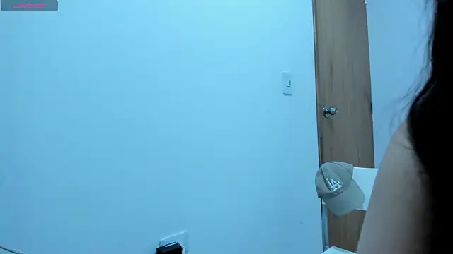 Snapshot of jessyegoldenn chatting on 19, 11, 2025 jessyegoldenn online show from 19, 11, 2025