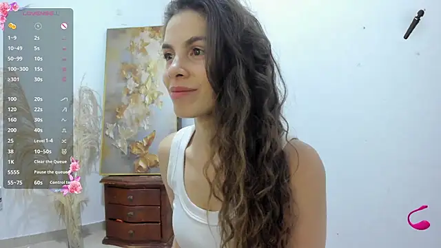 Snapshot of jessyegoldenn chatting on 2, 11, 2025 jessyegoldenn online show from 2, 11, 2025