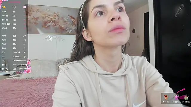 Snapshot of jessyegoldenn chatting on 7, 3, 2025 jessyegoldenn online show from 7, 3, 2025