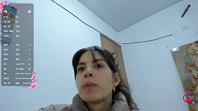 Snapshot of jessyegoldenn chatting on 29, 11, 2025 jessyegoldenn online show from 29, 11, 2025