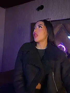 MichelleDiaz Pink online show from 9, 11, 2025