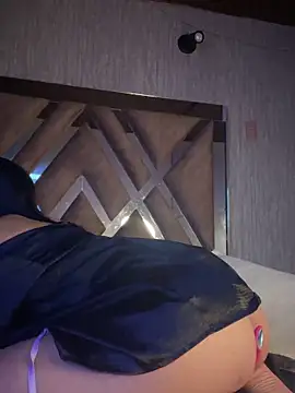 MichelleDiaz Pink online show from 14, 11, 2025