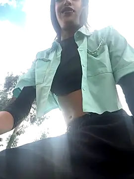 MichelleDiaz Pink online show from 18, 11, 2025