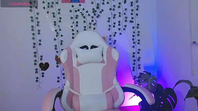 hellokitty  valery online show from 14, 7, 2026
