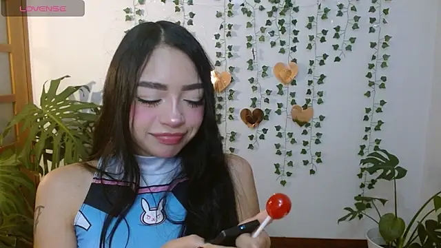 hellokitty  valery online show from 24, 4, 2026