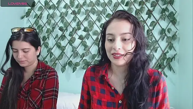 Snapshot of zukim2830 chatting on 10, 3, 2025 zukim2830 online show from 10, 3, 2025