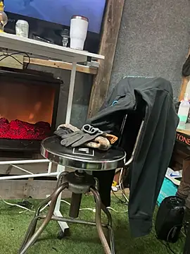 Polaroid White online show from 3, 3, 2025