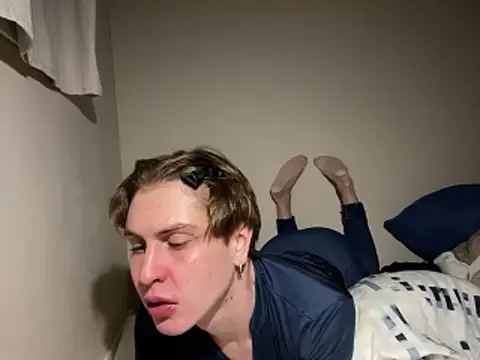 femboybandi online show from 14, 2, 2026