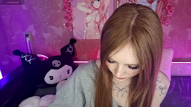 Snapshot of Adele_kawaii chatting on 8, 10, 2025 Adele kawaii online show from 8, 10, 2025