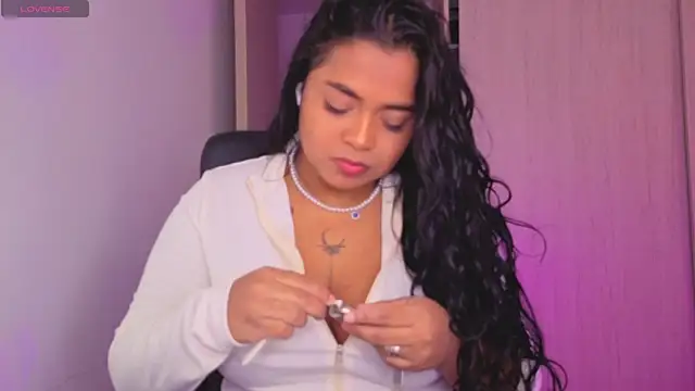 Snapshot of tatiana_10 chatting on 30, 4, 2026 tatiana 10 online show from 30, 4, 2026