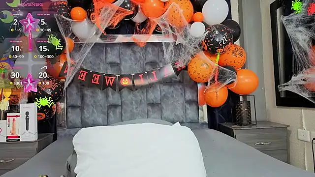 Snapshot of Effie_cooper chatting on 20, 10, 2025 Effie cooper online show from 20, 10, 2025