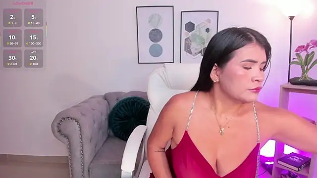 Corina White online show from 10, 9, 2025