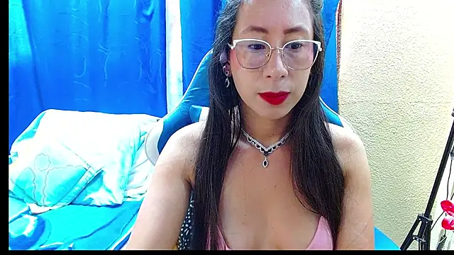 Snapshot of Gia_leinn chatting on 25, 6, 2026 Gia leinn online show from 25, 6, 2026
