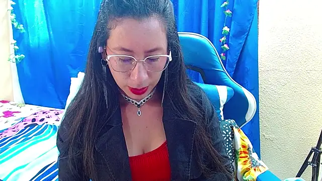 Snapshot of Gia_leinn chatting on 16, 6, 2026 Gia leinn online show from 16, 6, 2026
