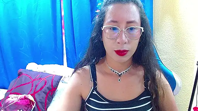 Snapshot of Gia_leinn chatting on 8, 7, 2026 Gia leinn online show from 8, 7, 2026