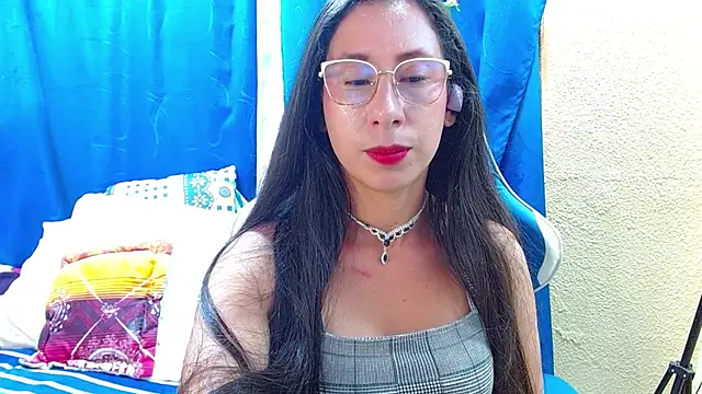 Snapshot of Gia_leinn chatting on 18, 6, 2026 Gia leinn online show from 18, 6, 2026