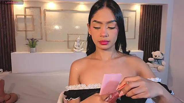 ChloeMoon9 online show from 28, 10, 2025