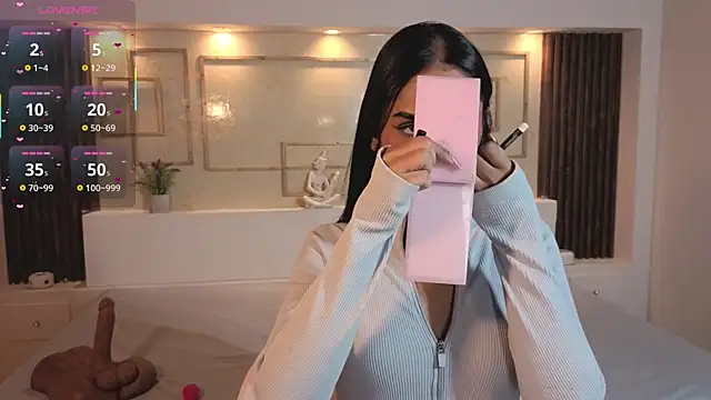 ChloeMoon9 online show from 8, 11, 2025