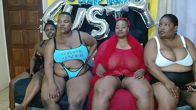 Lusty N Busty online show from 11, 10, 2025