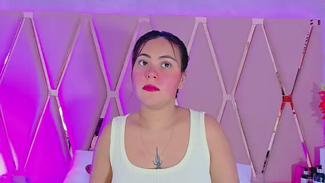 Snapshot of Emily_Black1 chatting on 13, 5, 2026 Emily Black1 online show from 13, 5, 2026