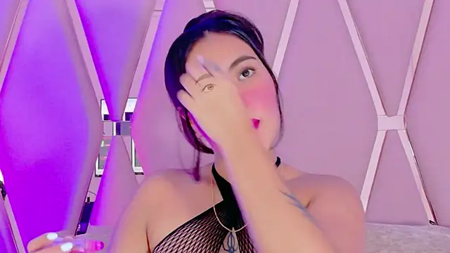Snapshot of Emily_Black1 chatting on 26, 5, 2026 Emily Black1 online show from 26, 5, 2026