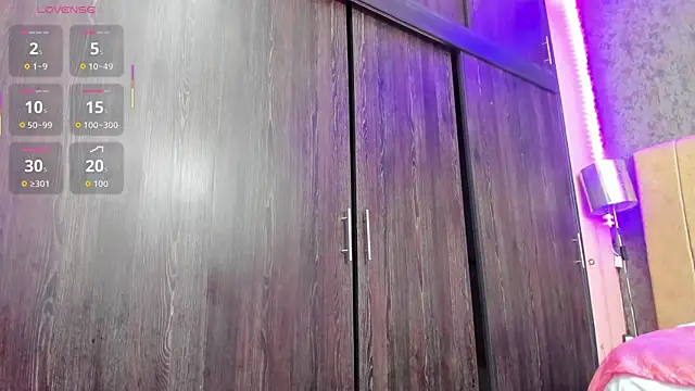 Snapshot of ava-am chatting on 13, 9, 2025 ava-am online show from 13, 9, 2025