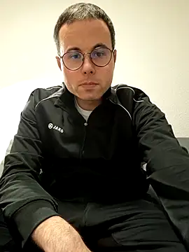 Simonudist online show from 5, 2, 2026